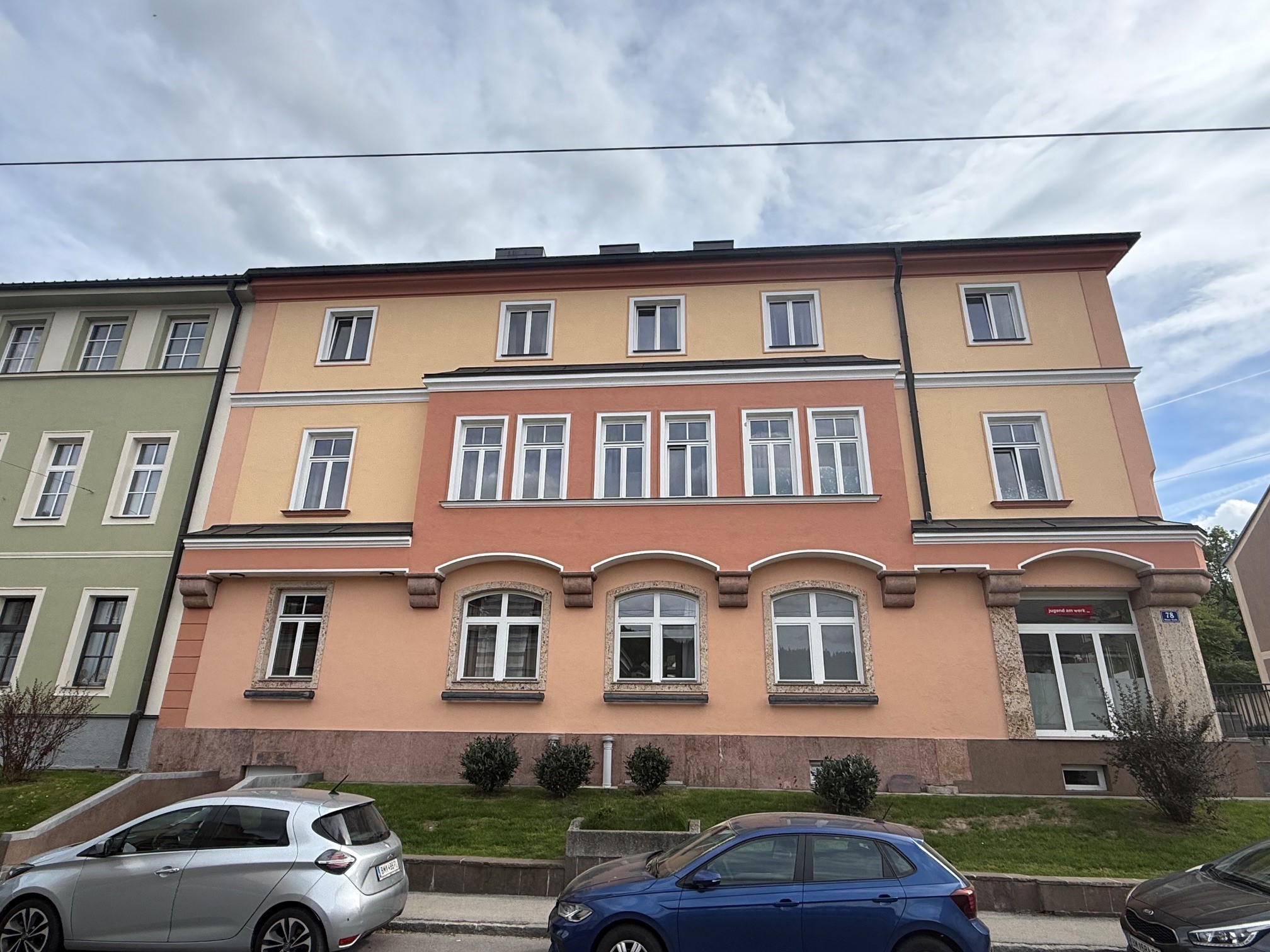 Fassade eines Wohngebäudes in Mürzzuschlag