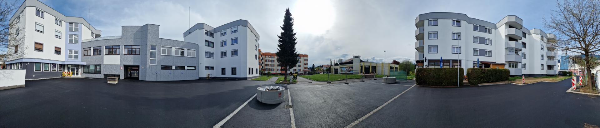 Panorama der Wohnanlage am Spielberger Marktplatz