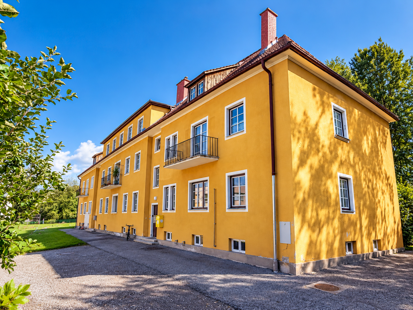 Gesamtansicht des Wohnhauses Hauptstraße in Zeltweg